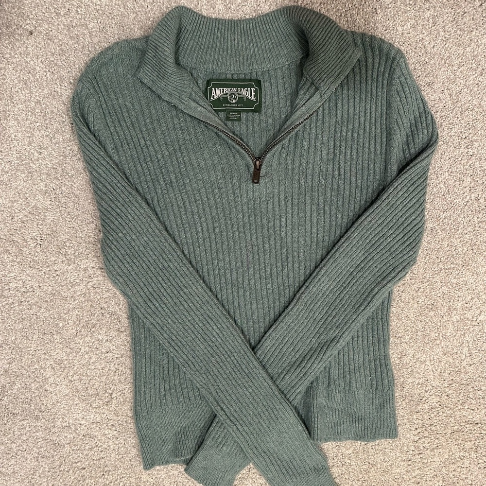 American Eagle Green Quarterzip, size medium